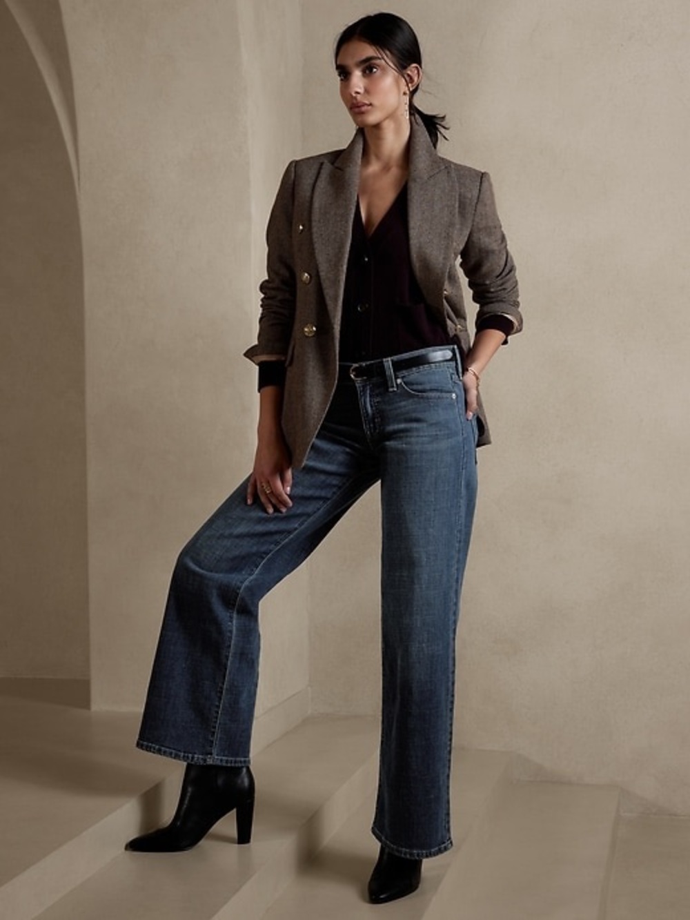 Banana Republic Low-Rise Wide-Leg Jean